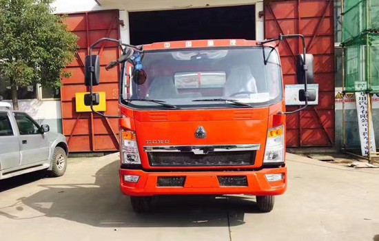 重汽豪沃平板車