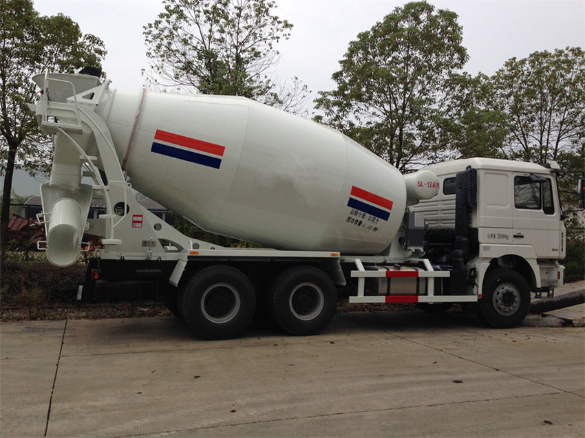 陜汽德龍12方水泥攪拌車(chē) 陜汽德龍12方水泥攪拌車(chē)