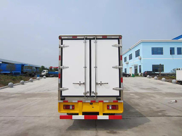 五十鈴3.15米雙排座冷藏車