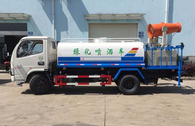 東風福瑞卡霧炮車