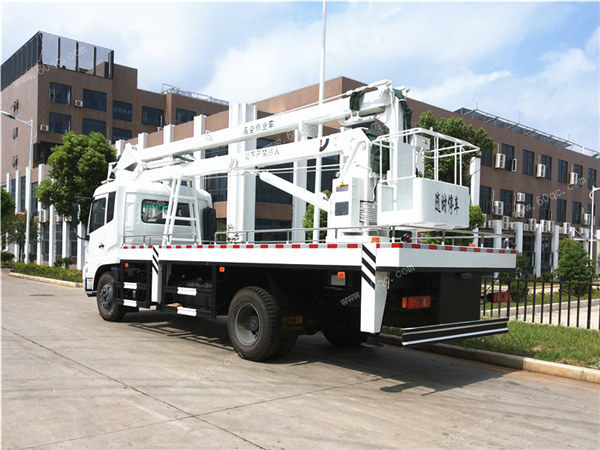 國五東風(fēng)18-22米高空作業(yè)車