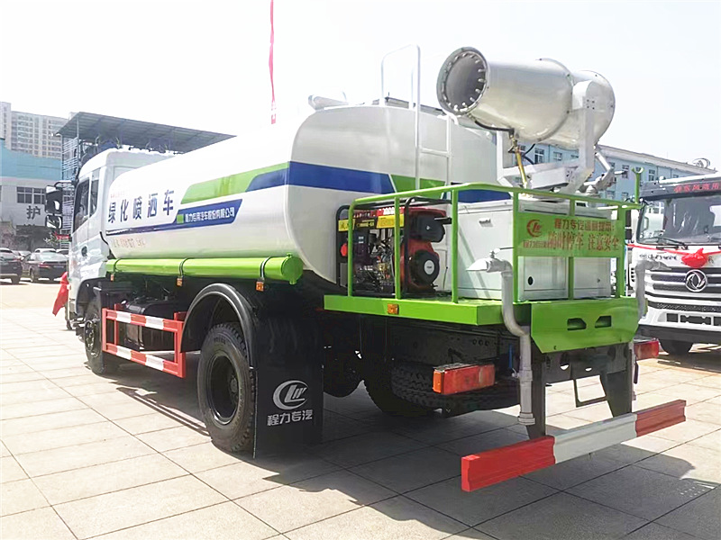 國(guó)六東風(fēng)商用12噸灑水車帶霧炮