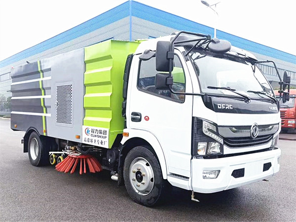 東風(fēng)凱普特8方洗掃車