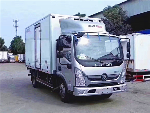 福田奧鈴捷運國六冷藏車