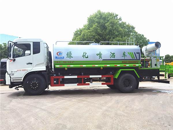 東風天錦灑水霧炮車