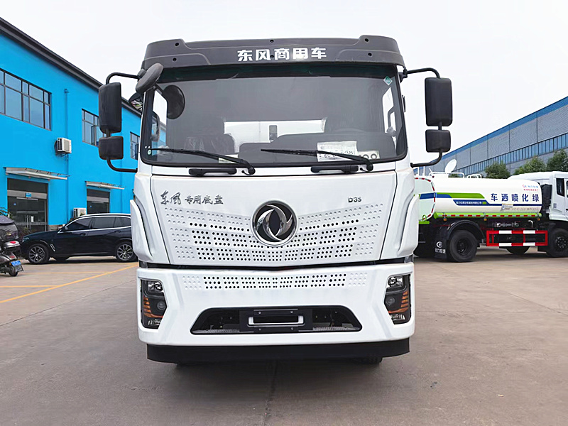 東風(fēng)新款專底D3灑水車